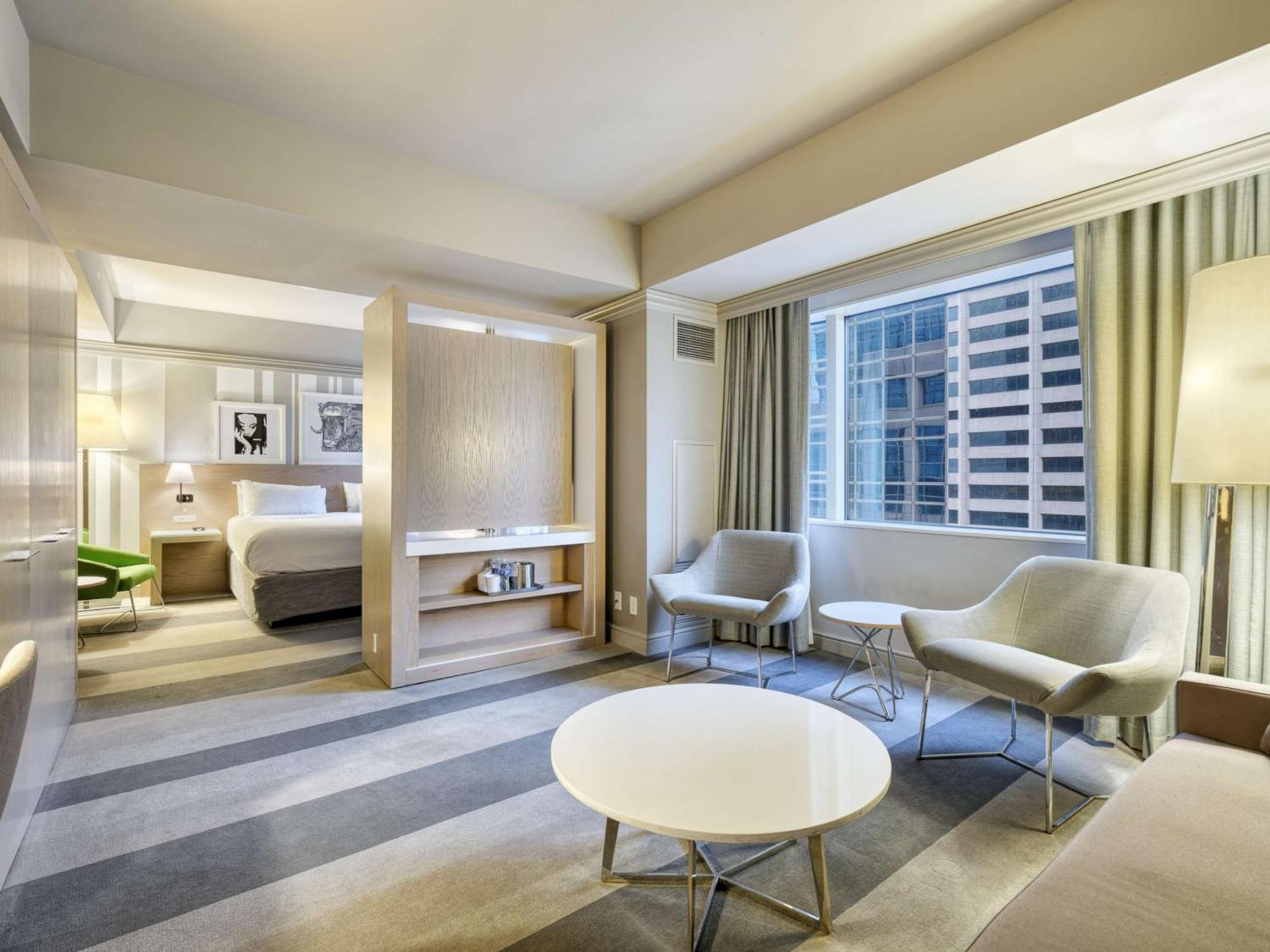 Royal Sonesta Hotel