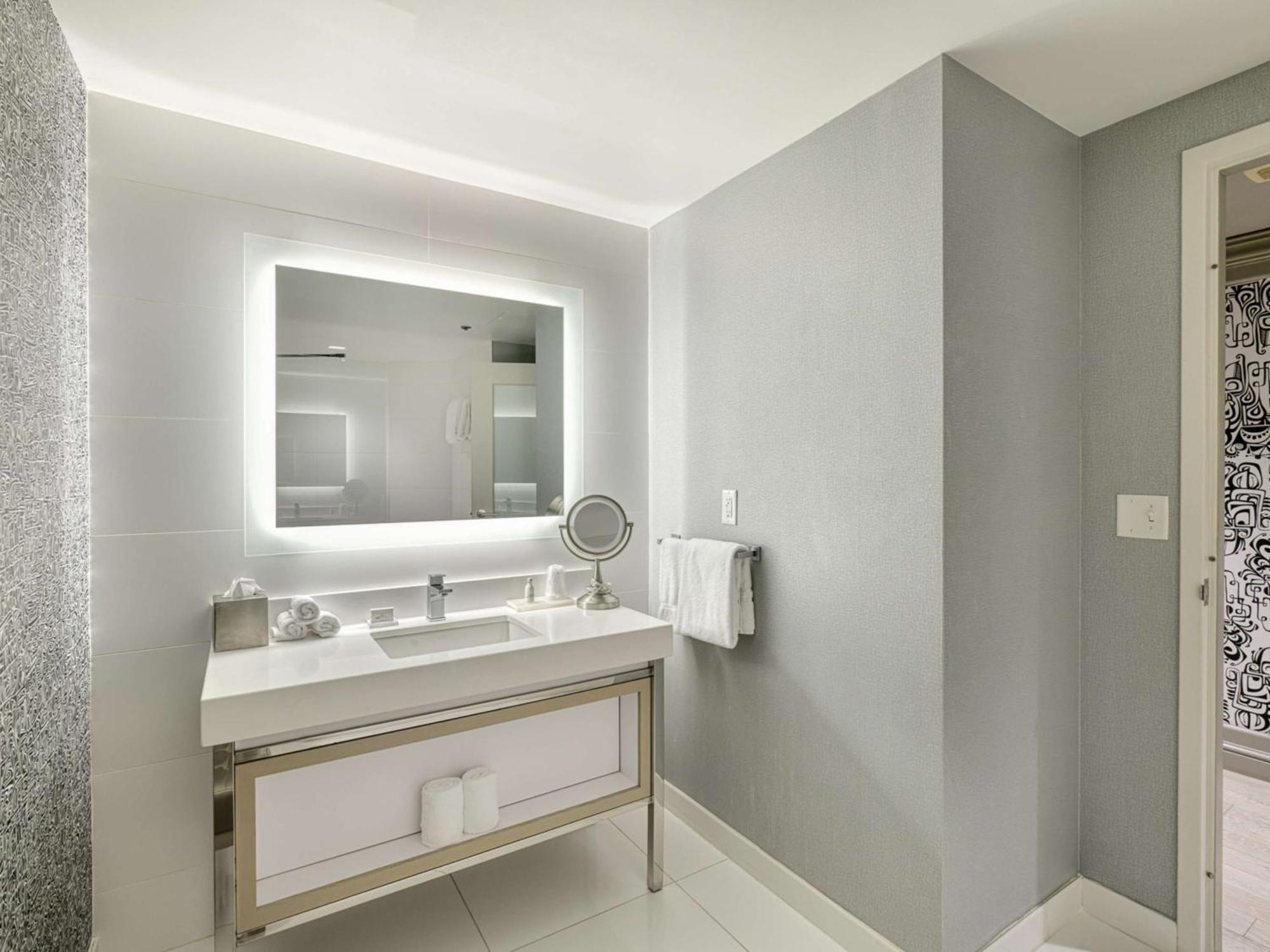 Royal Sonesta Hotel Minneapolis
