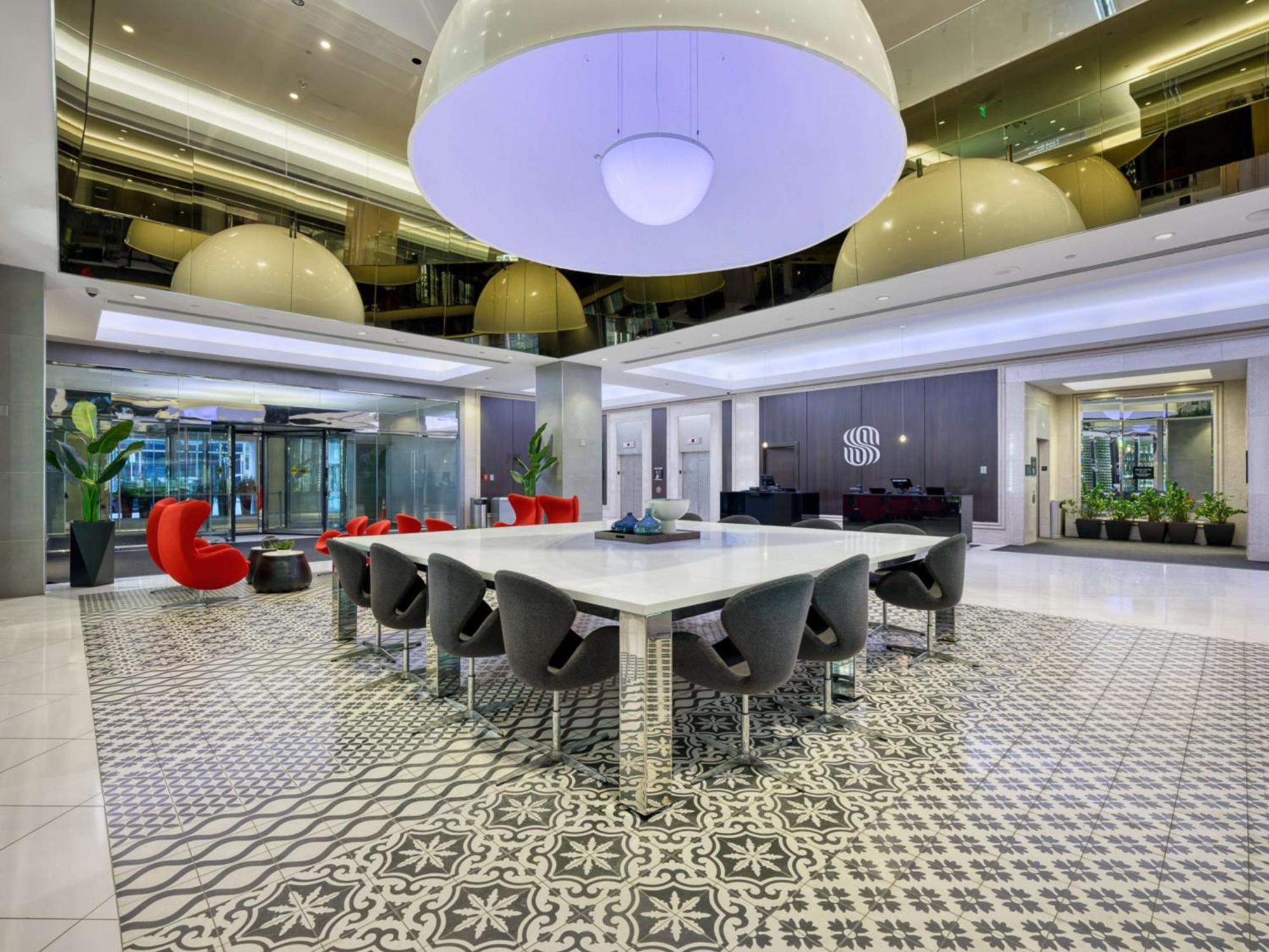 Royal Sonesta Hotel